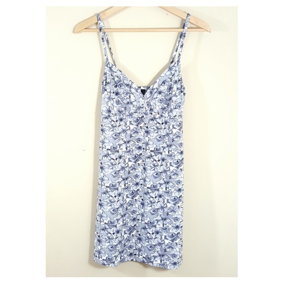 Marilyn Monroe Other - 5/$25 // Sweet Steel Gray Floral Intimates Chemise